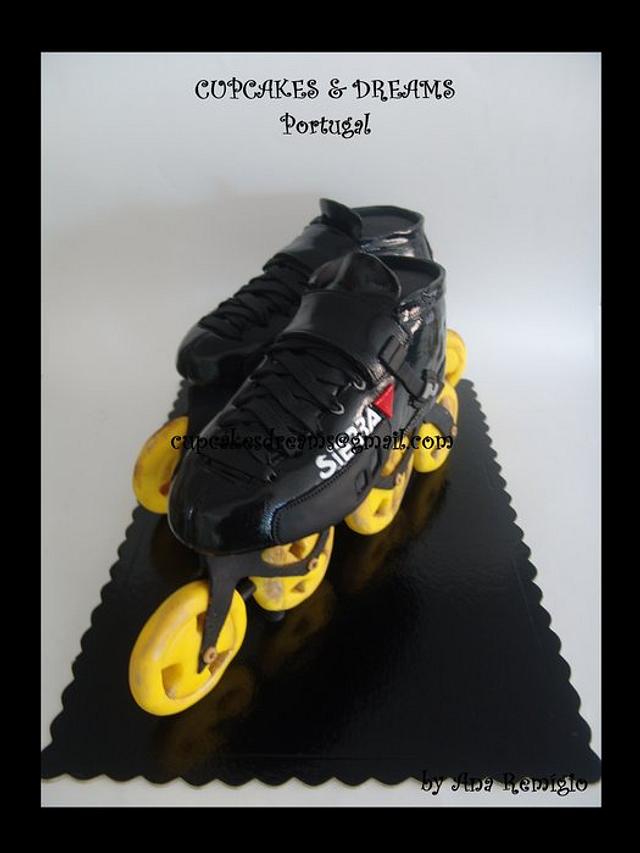 Roller Skate Cake | Roller skate cake, Roller skating party, Roller skate  birthday party