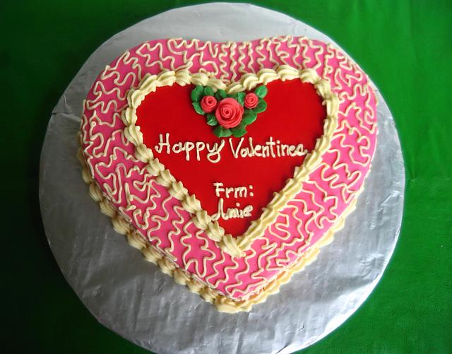 Valentines Cake - Cake by amie - CakesDecor