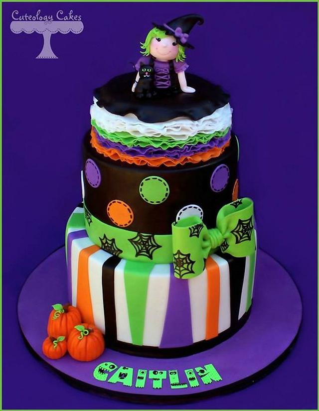 Girly Halloween Cake + Smash Cake