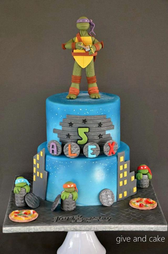 Ninja turtles! - Decorated Cake by giveandcake - CakesDecor