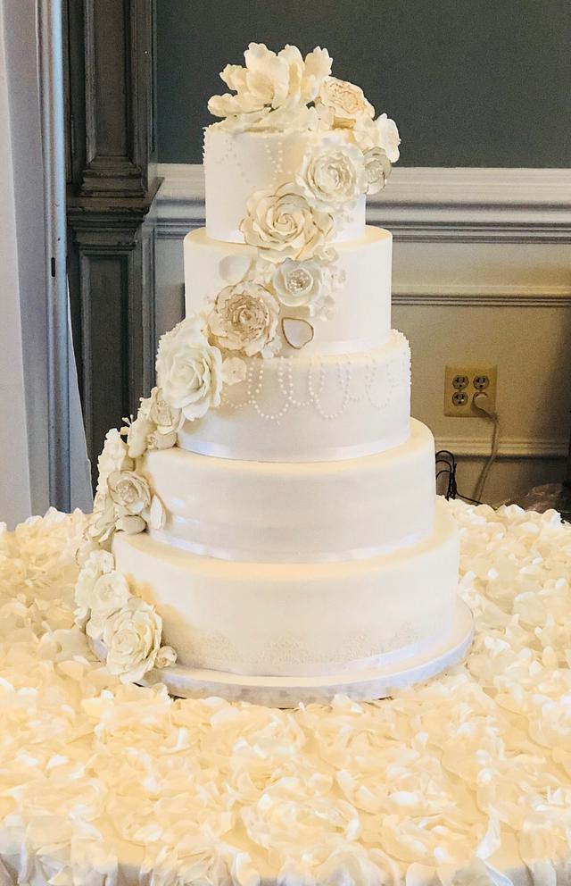 Classy Elegance Wedding Cake Decorated Cake by Tiffany CakesDecor