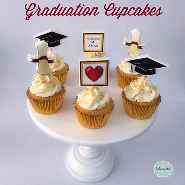 Graduation Cupcakes Graduacion Cake By Dulcepastel Com Cakesdecor