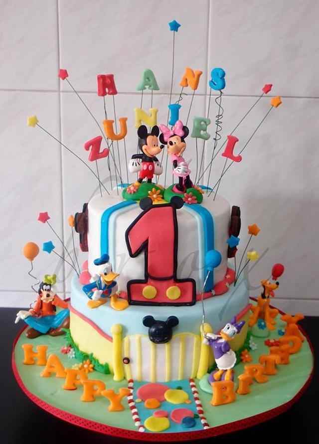 Mickey and friends birthday - Decorated Cake by Julie - CakesDecor