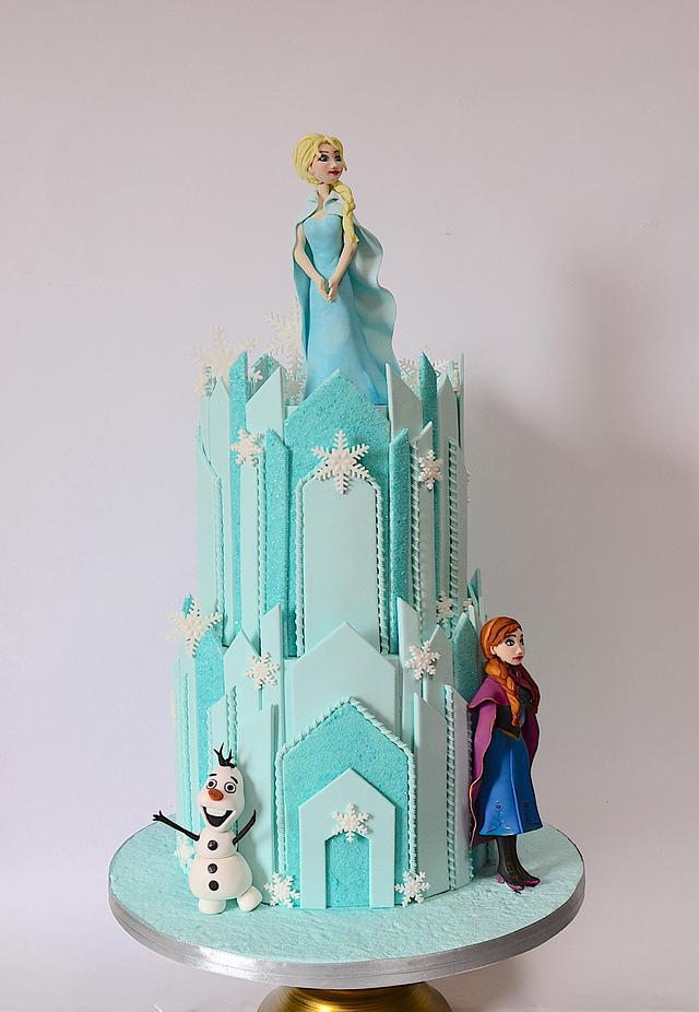 Frozen - Decorated Cake by Delice - CakesDecor