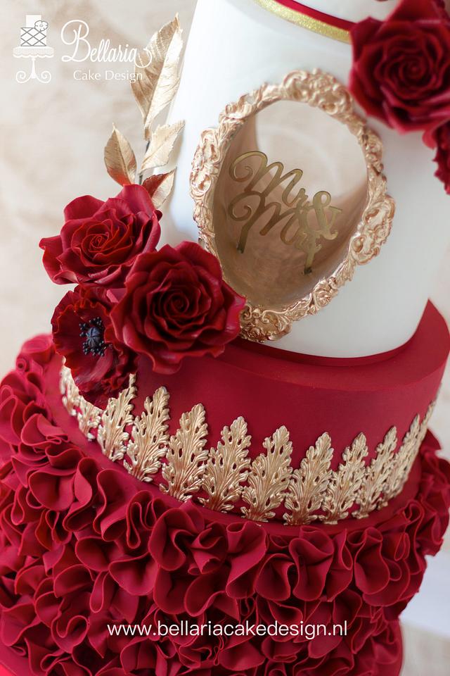 Valentine dark red cut out wedding cake