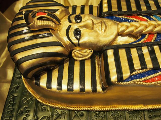 King Tut Birthday Cake - Cake by Kendra's Country Bakery - CakesDecor