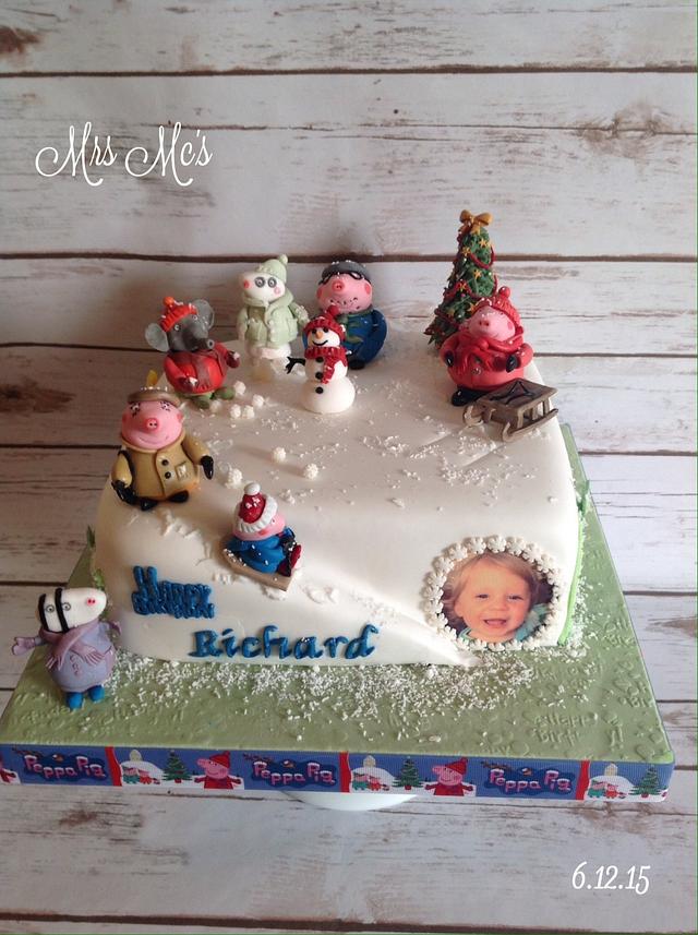 Peppa did Christmas - cake by Macdee49 - CakesDecor