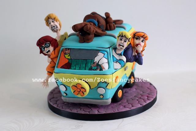 Scooby Doo and the gang (and tutorials) - Decorated Cake - CakesDecor