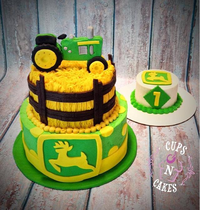 John Deere Cake By Cups N Cakes Cakesdecor