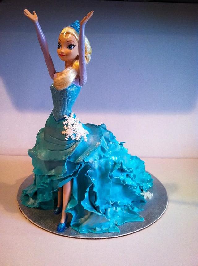 Elsa Doll Cake - Decorated Cake by Heycupcakebham - CakesDecor