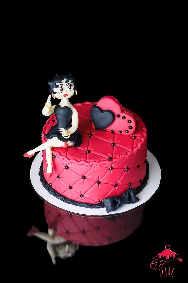 Betty Boop - Decorated Cake by Estro Creativo - CakesDecor