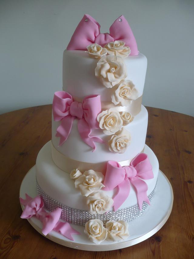 Wedding Cake 3 Tier Bows Decorated Cake By Debbie Cakesdecor