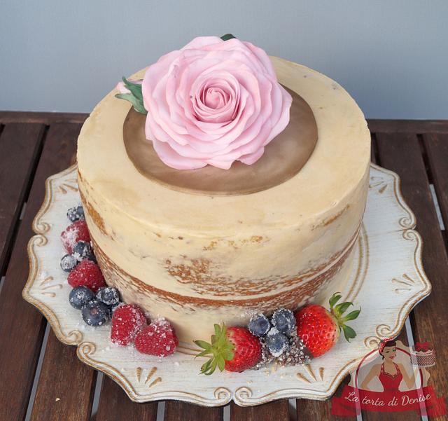 Naked Cake Cake by La torta di Denise CakesDecor