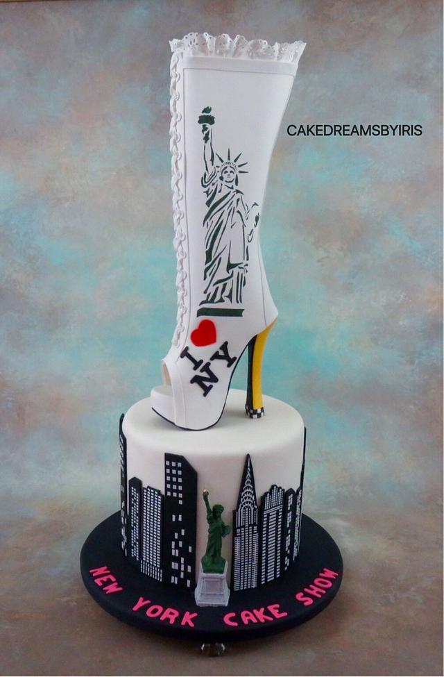 New York Cake Show 2016 Decorated Cake by Iris Rezoagli CakesDecor