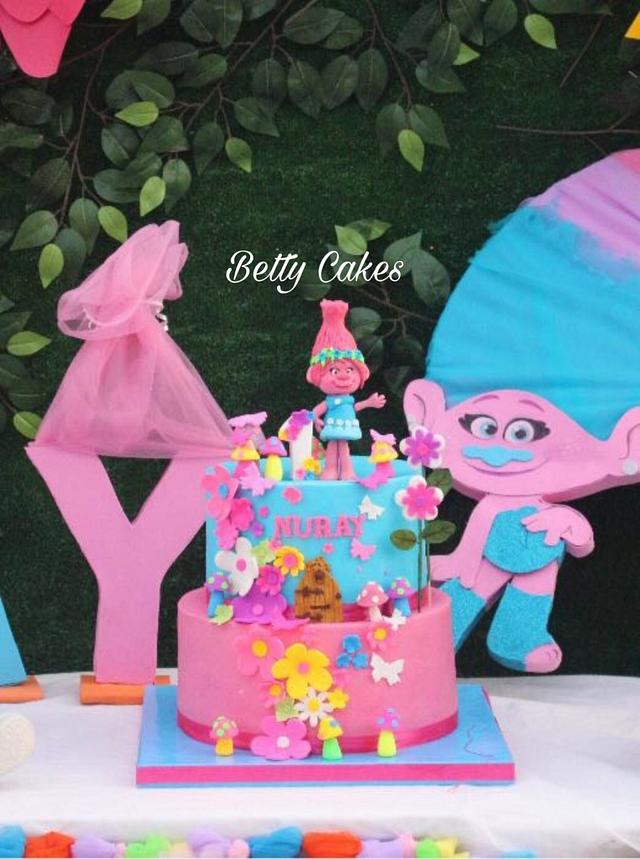 Trolls Cake - Decorated Cake by BettyCakesEbthal - CakesDecor