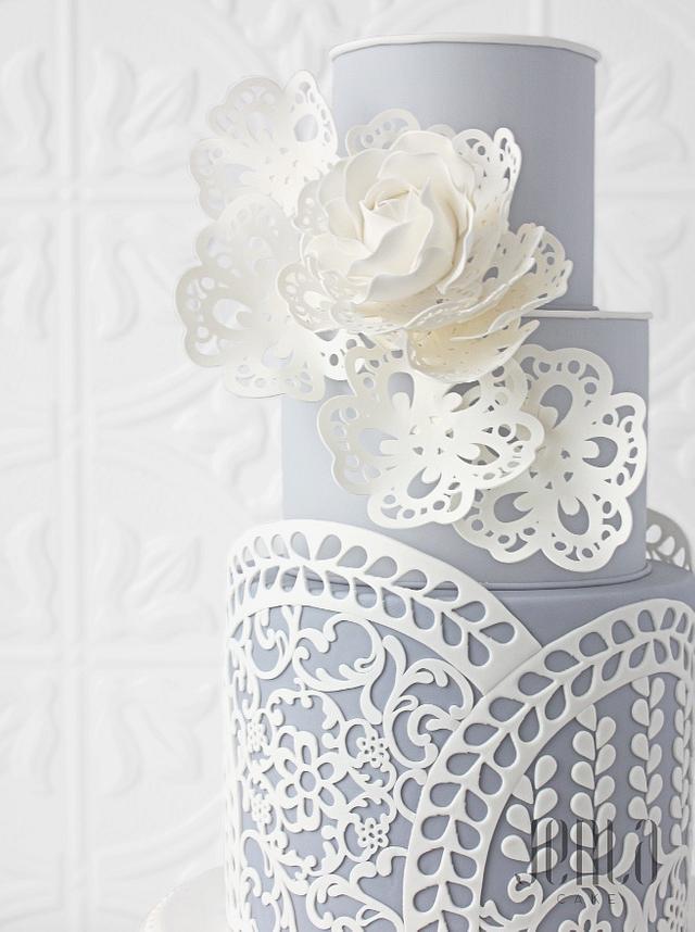 Laser-Cut Cake and Fleur - Cake by Jen La - JENLA Cake - CakesDecor