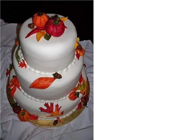 Fall Leaves - Decorated Cake by cindy Zimmerman - CakesDecor