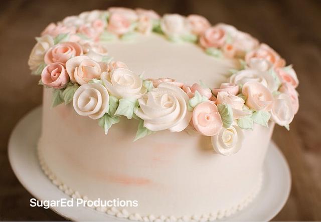 Floral Wreath Cake - Decorated Cake By Sharon Zambito - Cakesdecor