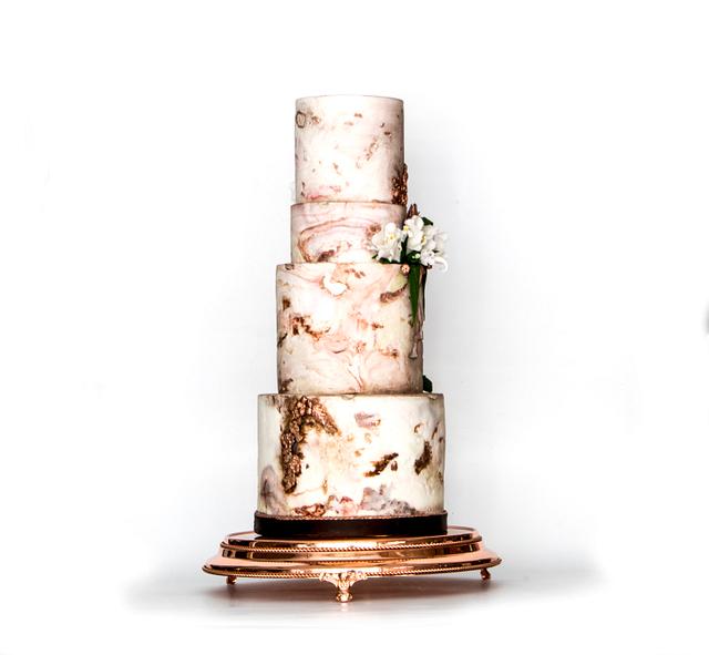 A&M Wedding Cake