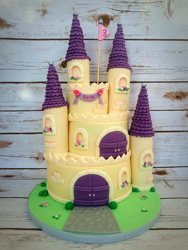 Pretty Castle Cake