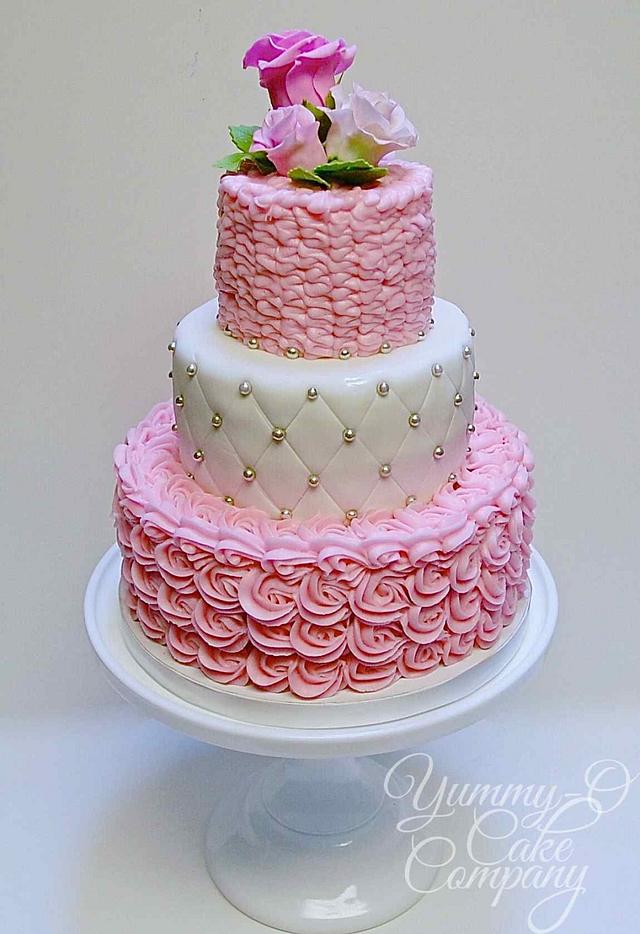 Pink & Prissy - Decorated Cake by Donna (YUMMY-O Cake - CakesDecor