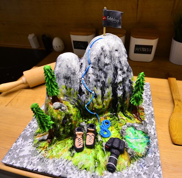 mountain cake - Cake by Ewa Drzewicka - CakesDecor