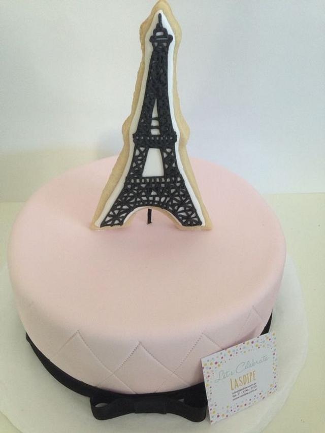 Paris - Cake by Lasdipe - CakesDecor