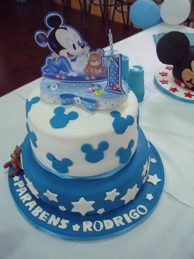 Mickey Baby Cake By Ligia Cookies Cakes Cakesdecor