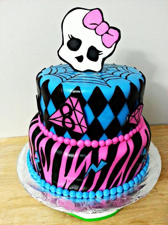 Monster High Cake - Decorated Cake By Infinity Sweets - Cakesdecor