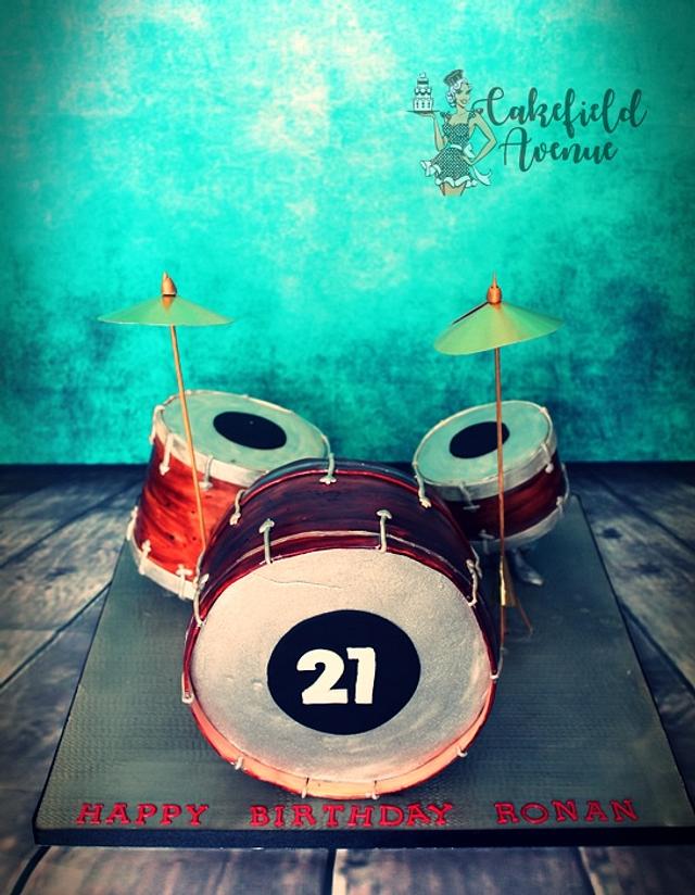 DRUM KIT CAKE Decorated Cake by Agatha Rogowska ( CakesDecor