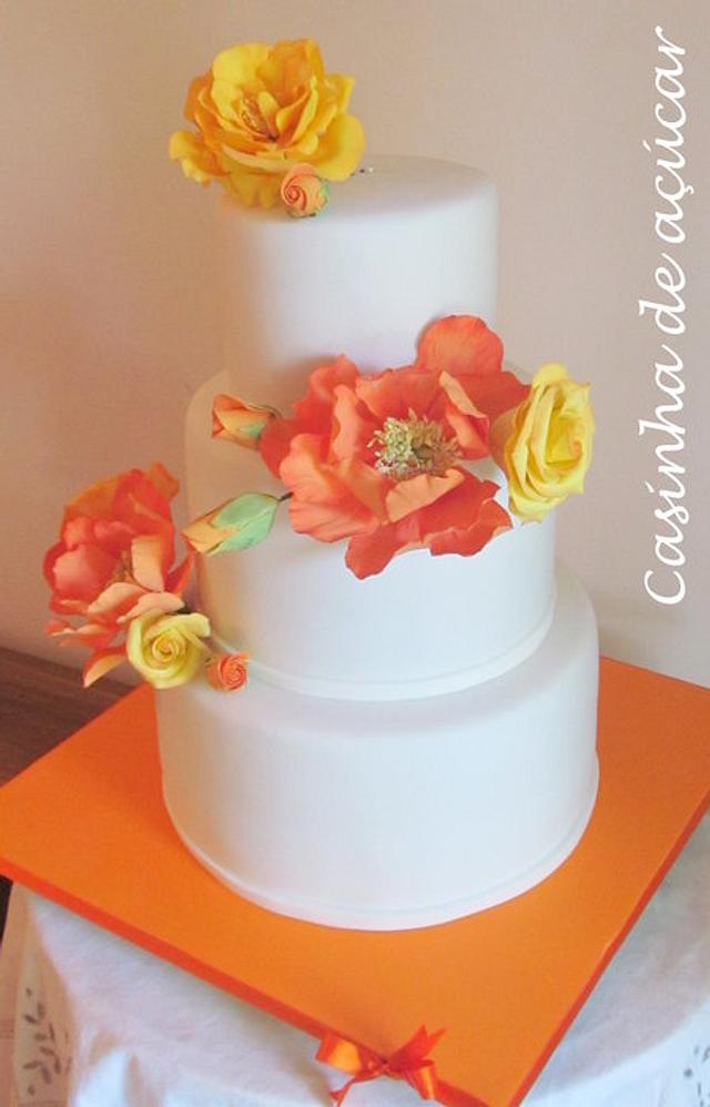 Wedding Cake With Orange Flowers Decorated Cake By Lara Cakesdecor 1739