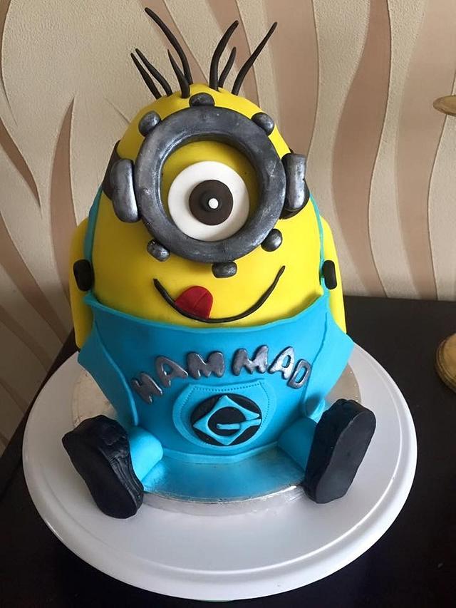 Minion Cake Decorated Cake By Aishauddin CakesDecor Ln8o0brgx4alghtkctts