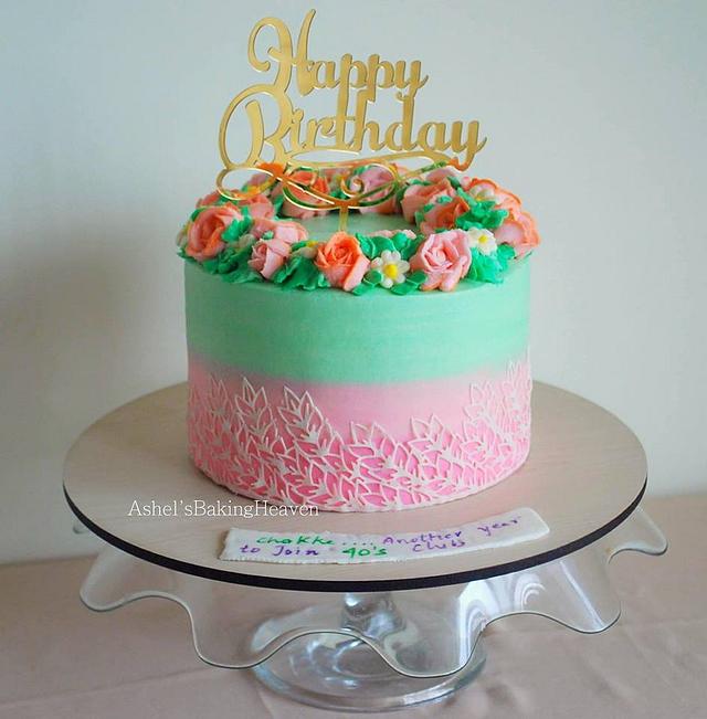 Floral majestic!!! - Decorated Cake by Ashel sandeep - CakesDecor