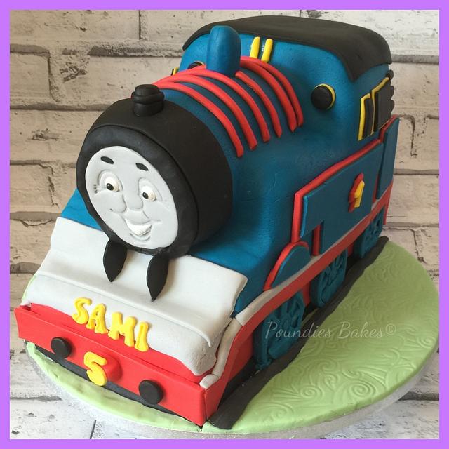 Train cake - Decorated Cake by Poundies Bakes - CakesDecor