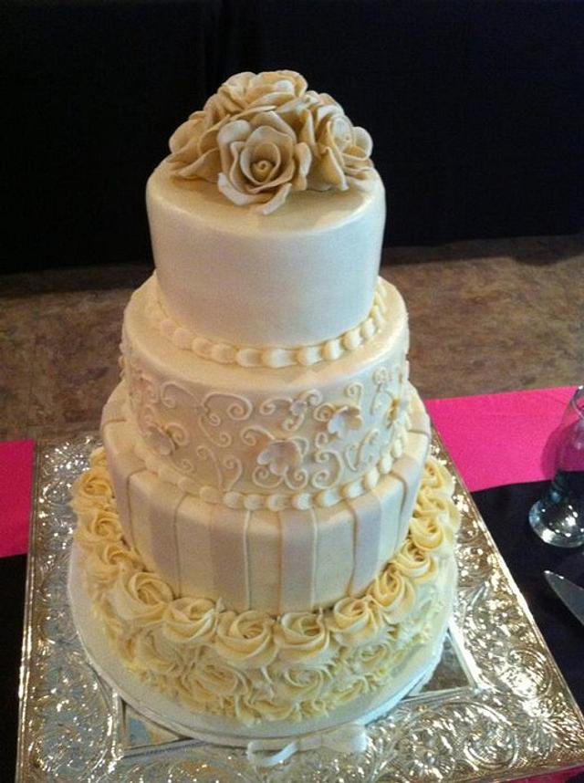 Ivory rose wedding cake - Cake by Christie's Custom - CakesDecor