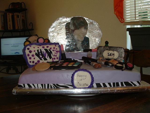 Makeup Cake for 18th Birthday