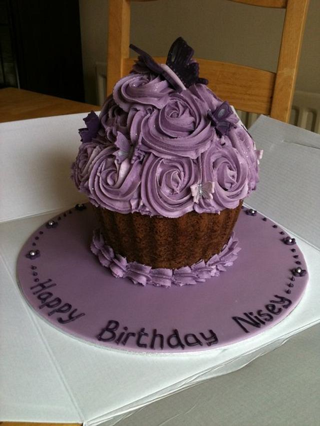 purple haze - Decorated Cake by little pickers cakes - CakesDecor