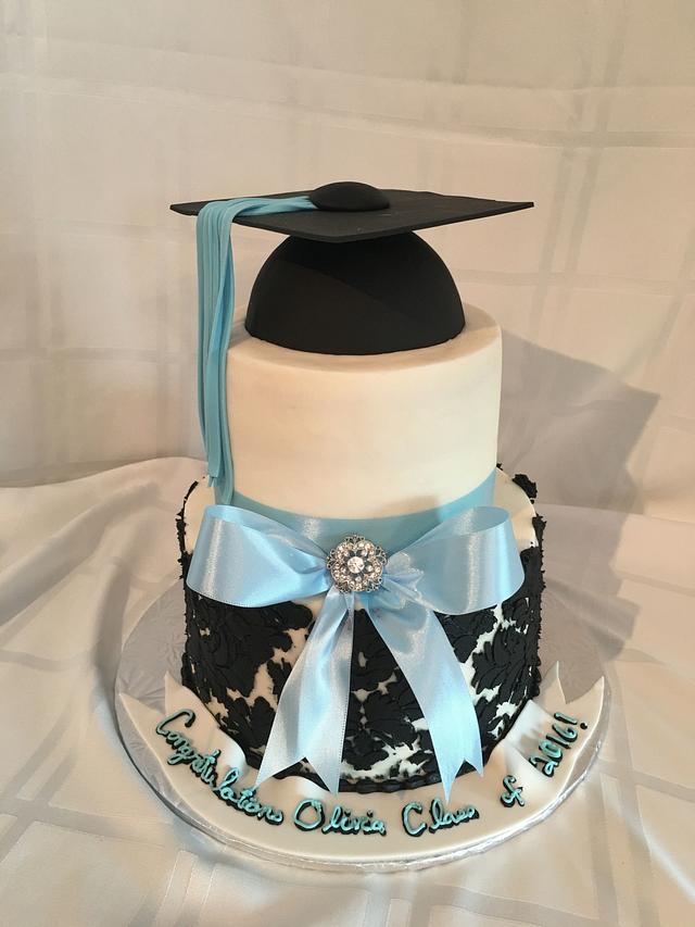 Elegant Graduation Cake - Cake by Brandy-The Icing & The - CakesDecor