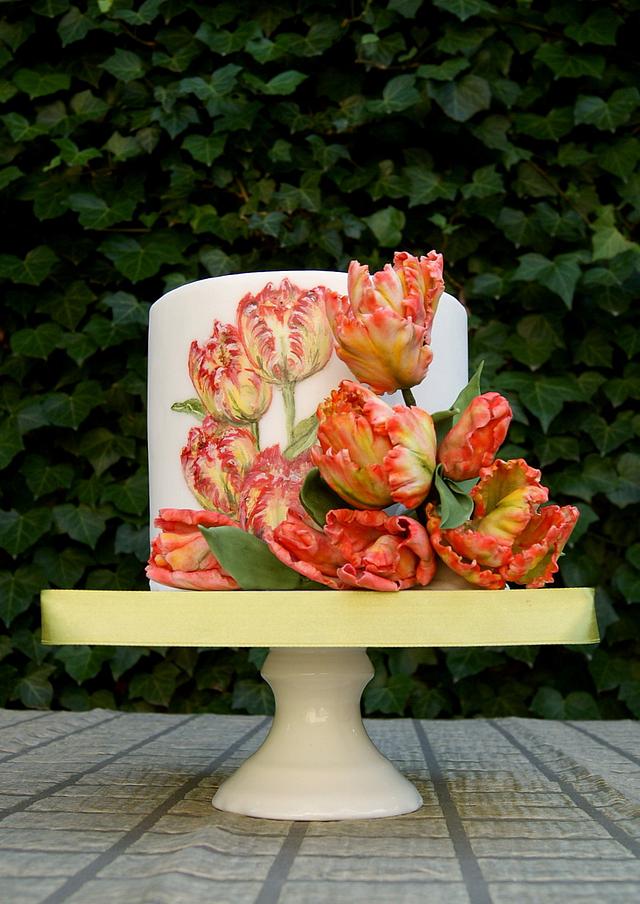 Tulips Decorated Cake By Katarzynka Cakesdecor