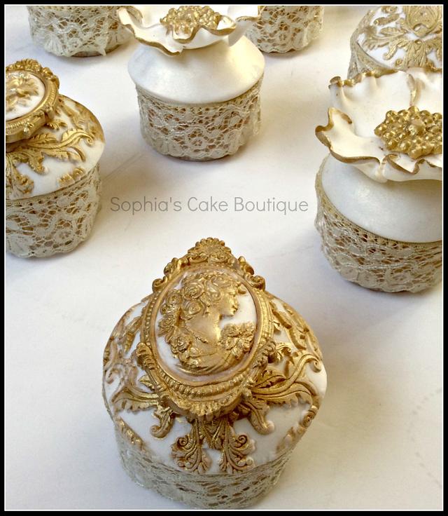 Rococo cupcakes