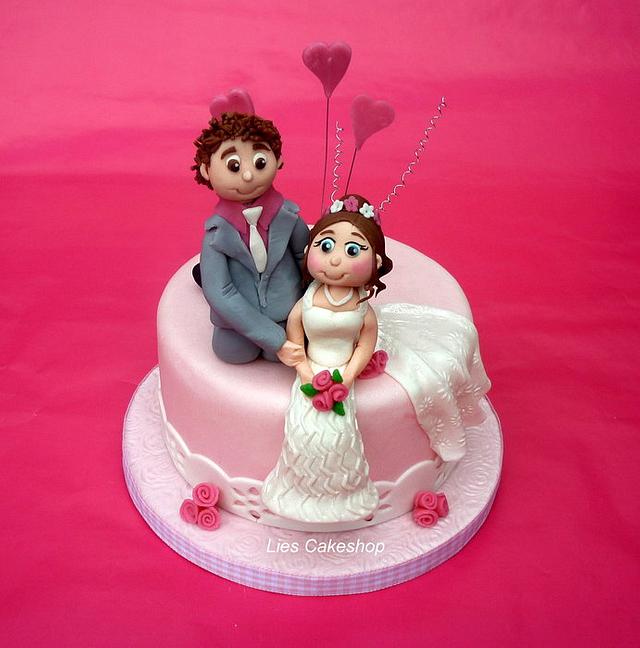 The Bride & the Groom - Decorated Cake by Lies - CakesDecor