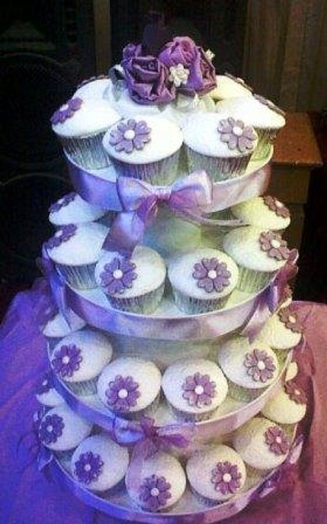 simple lilac wedding - Decorated Cake by Astried - CakesDecor