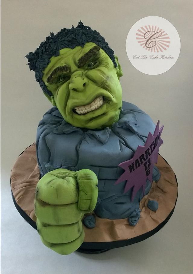 Hulk Smash - Cake by Emma Lake - Cut The Cake Kitchen - CakesDecor