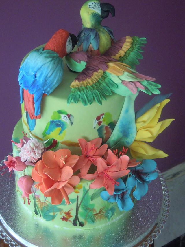 Parrots - Decorated Cake by Caterina Fabrizi - CakesDecor