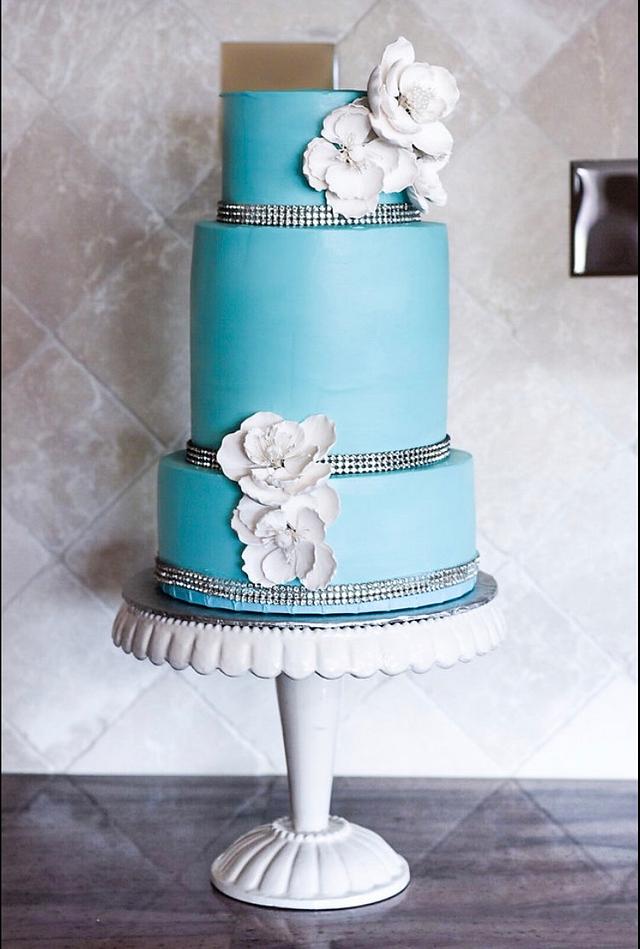 Tiffany Blue Wedding Cake - Decorated Cake by Kakes - CakesDecor