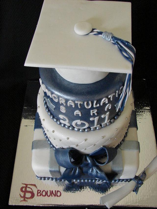 Graduation Cake - Cake by vpardo53 - CakesDecor