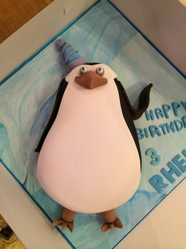 Penguins of madagascar cake - Cake by Joolscakes - CakesDecor