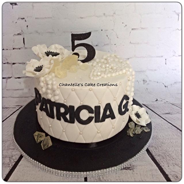 Black White And Bling Cake By Chantelle S Cake Cakesdecor