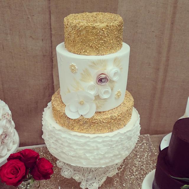 Glitz and glam wedding cake Decorated Cake by Divine CakesDecor