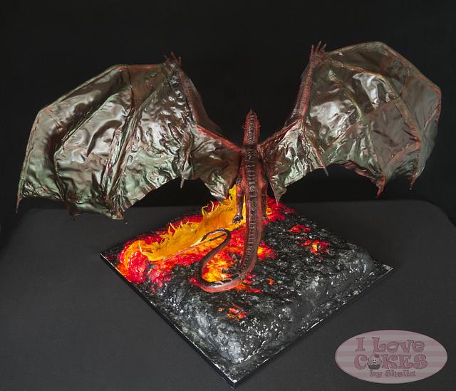 Smaug Breathes Fire - Cakes From Middle Earth